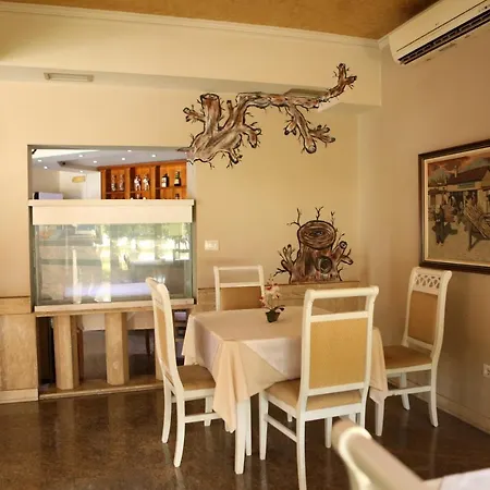 Отель Autostrada *